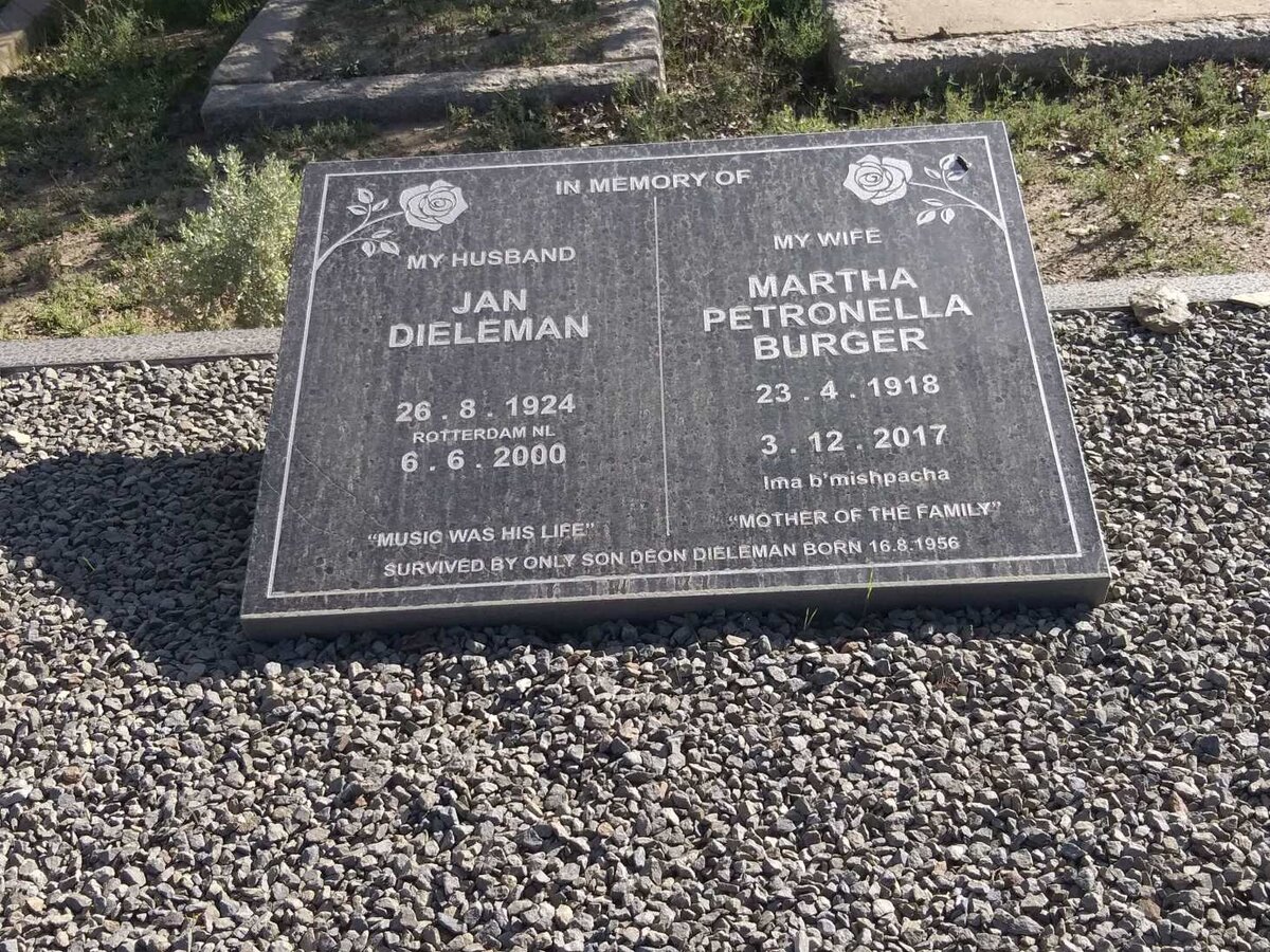 DIELEMAN Jan 1924-2000 &amp; Martha Petronella BURGER 1918-2017