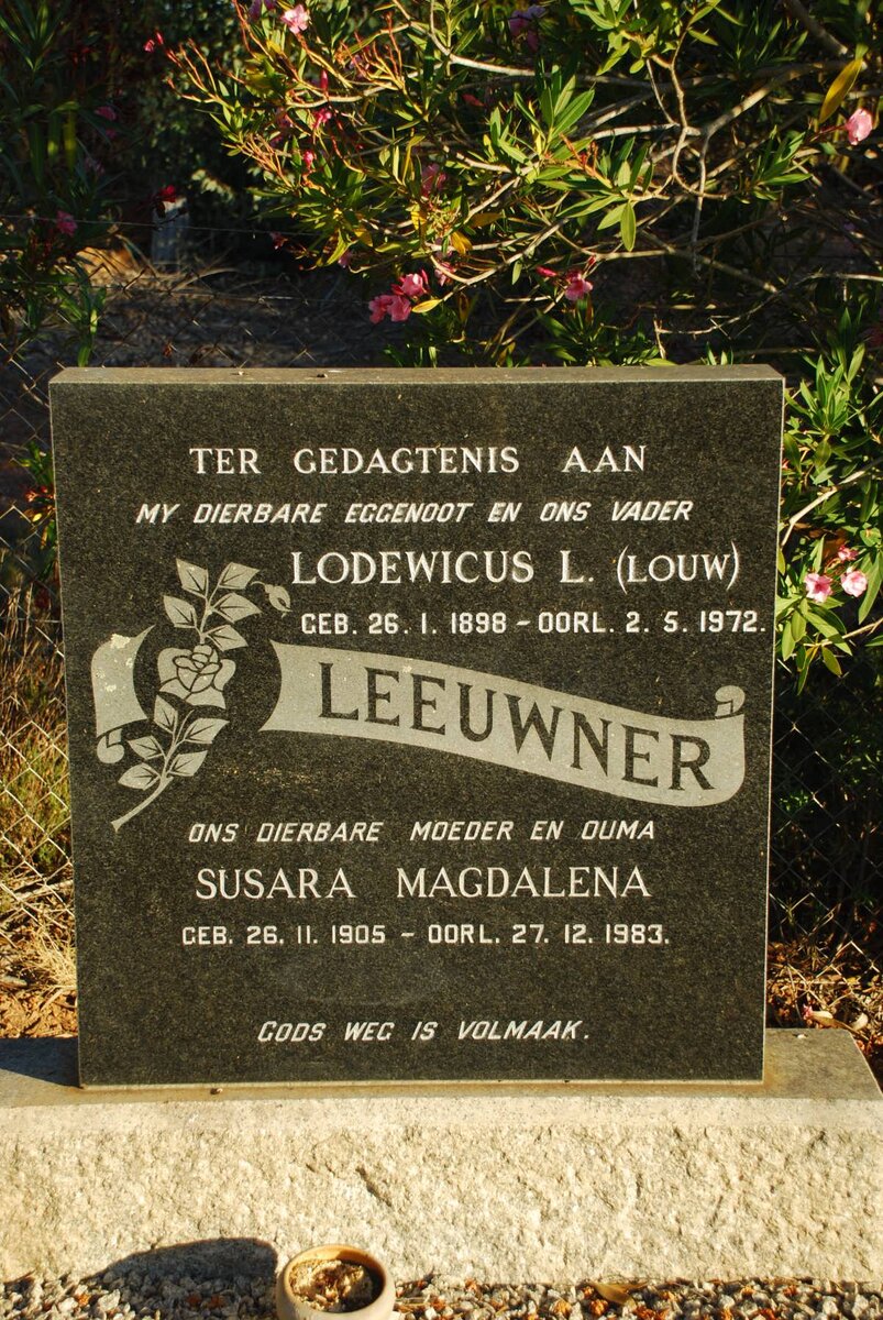 LEEUWNER Lodewicus L. 1898-1972 &amp; Susara Magdalena 1905-1983
