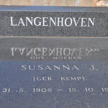 LANGENHOVEN Pieter Joubert S. 1903-1971 &amp; Susanna J. KEMP 1908-1981