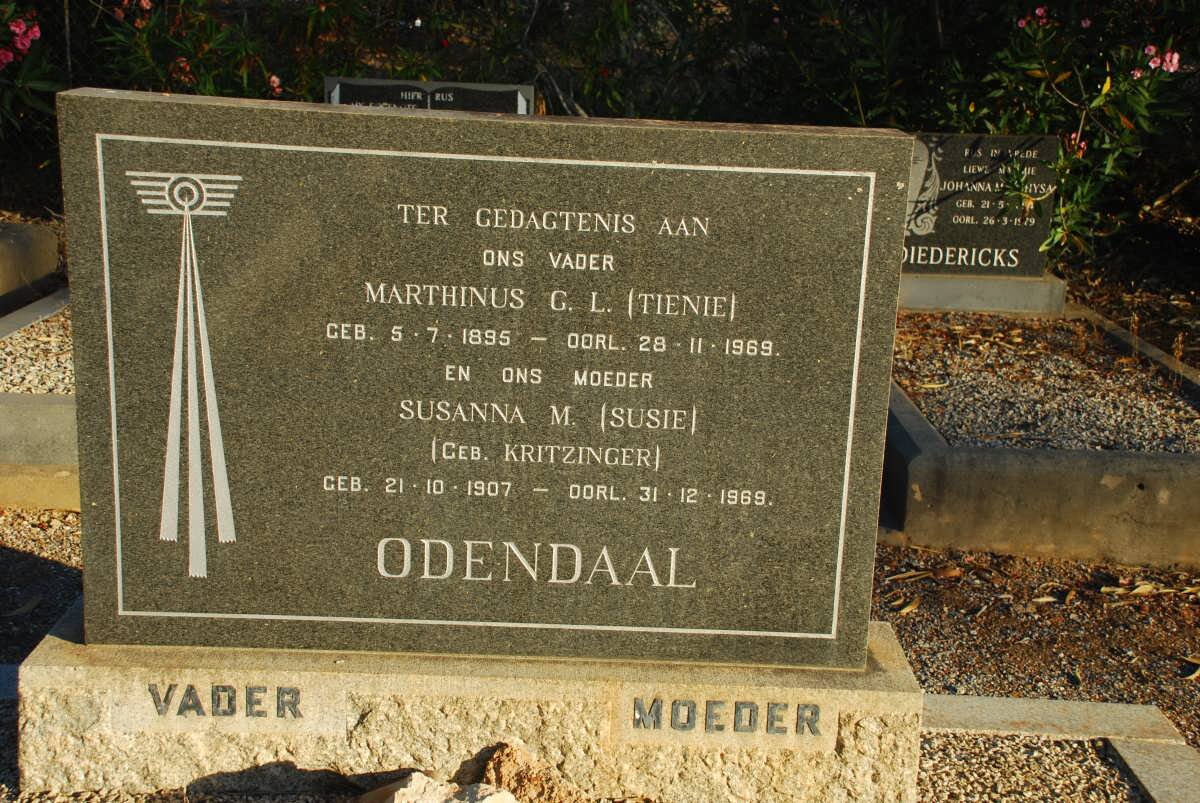 ODENDAAL Marthinus G.L. 1895-1969 &amp; Susanna M. KRITZINGER 1907-1969