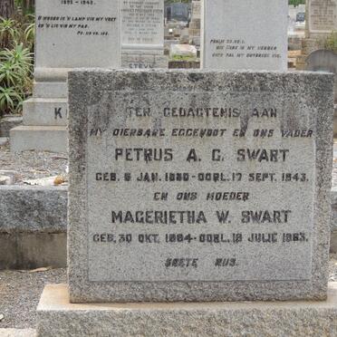 SWART Petrus A.G. 1880-1943 &amp; Magerietha W. 1884-1963