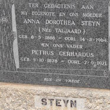 STEYN Petrus Gerhardus 1878-1971 &amp; Anna Dorothea TALJAARD 1888-1964