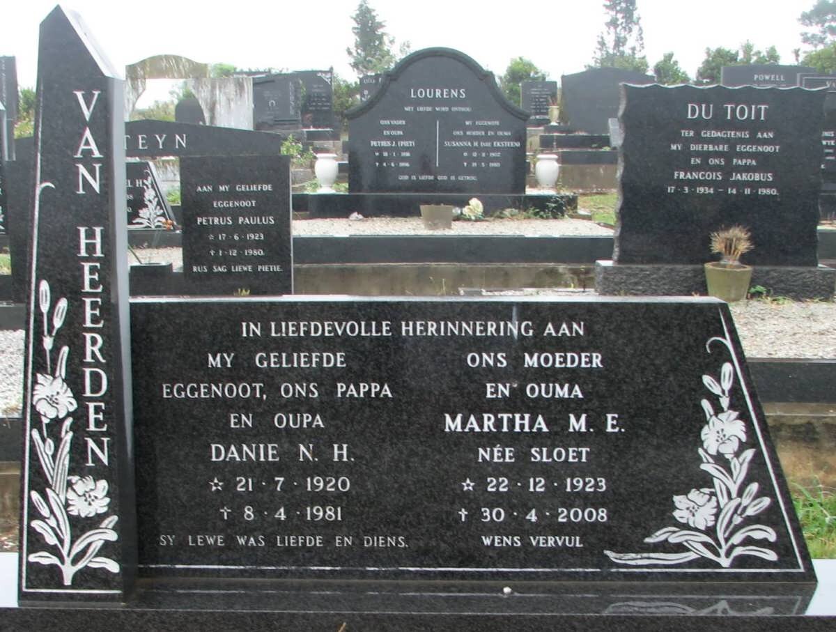 HEERDEN Danie N.H., van 1920-1981 &amp; Martha M.E. SLOET 1923-2008