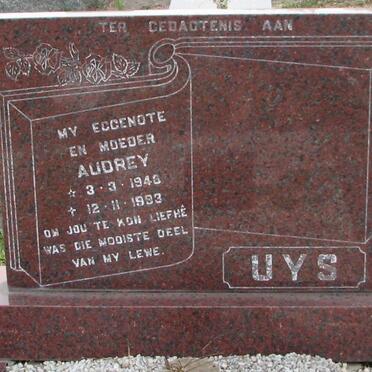 U - Vanne :: Surnames - U