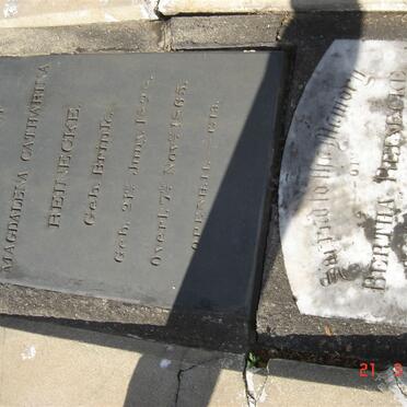 REINECKE Magdalena Catharina nee BRINK 1828-1865 :: HELM Bertha nee REINECKE -1875