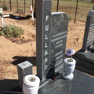 FULLARD James Edward 1938-2005