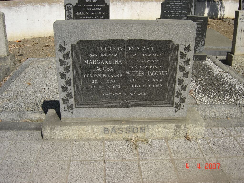 BASSON Wouter Jacobus 1884-1962 &amp; Margaretha Jacoba VAN NIEKERK 1890-1975
