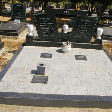 NEL Johannes J.P. 1906-1982 &amp; Christina M.A. 1913-2002