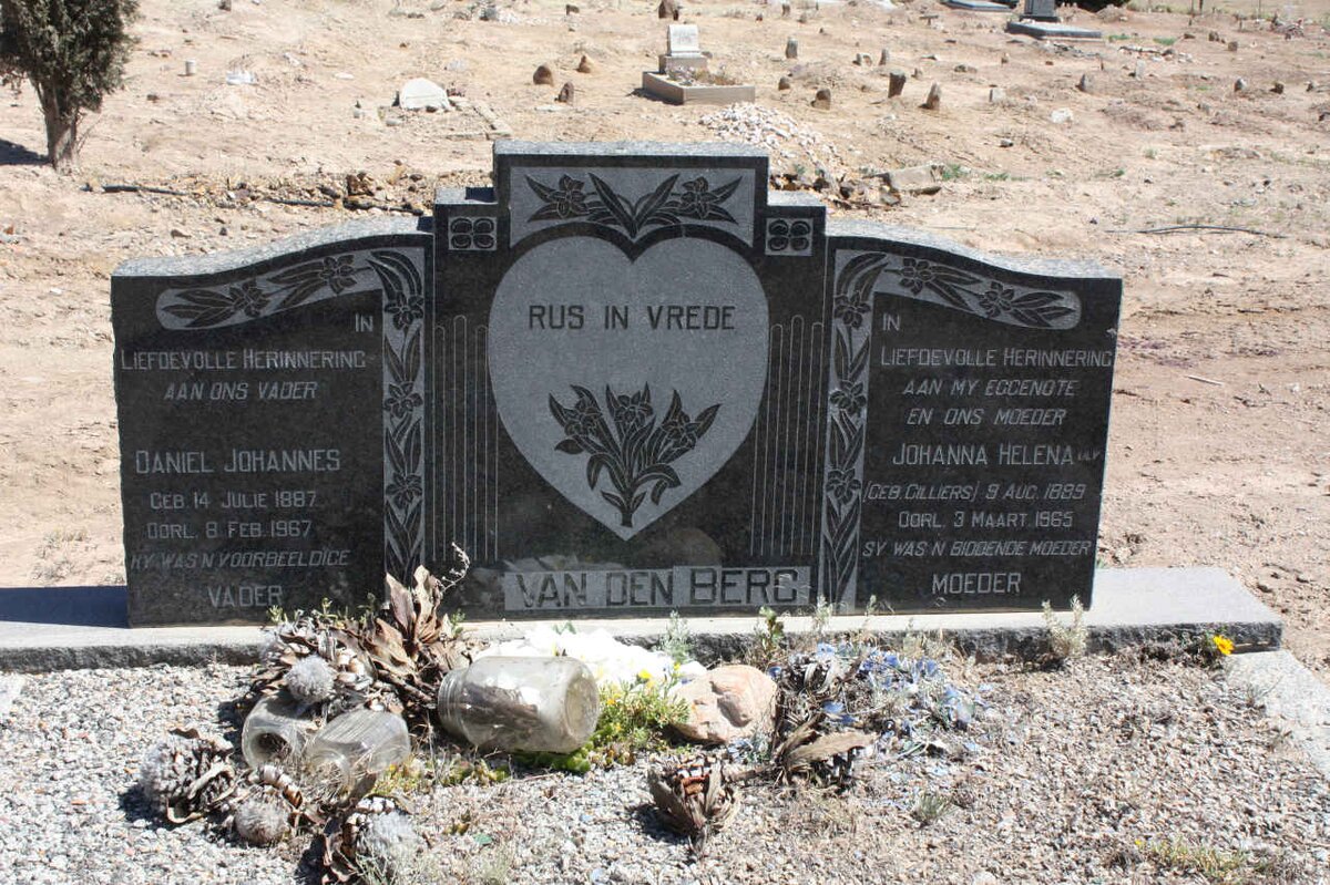 BERG Daniel Johannes, van der 1887-1967 &amp; Johanna Helena CILLIERS 1889-1965