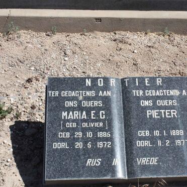 NORTIER Pieter 1889-1977 &amp; Maria E.C. OLIVIER 1885-1972