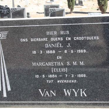 WYK Daniel J., van 1888-1969 &amp; Margaretha S.M.M. ELLIS 1884-1966
