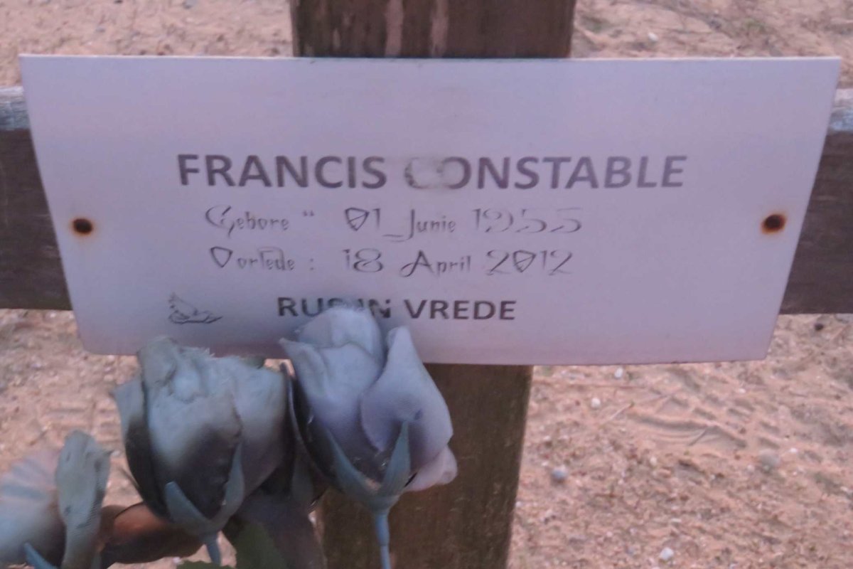 CONSTABLE Francis 1955-2012