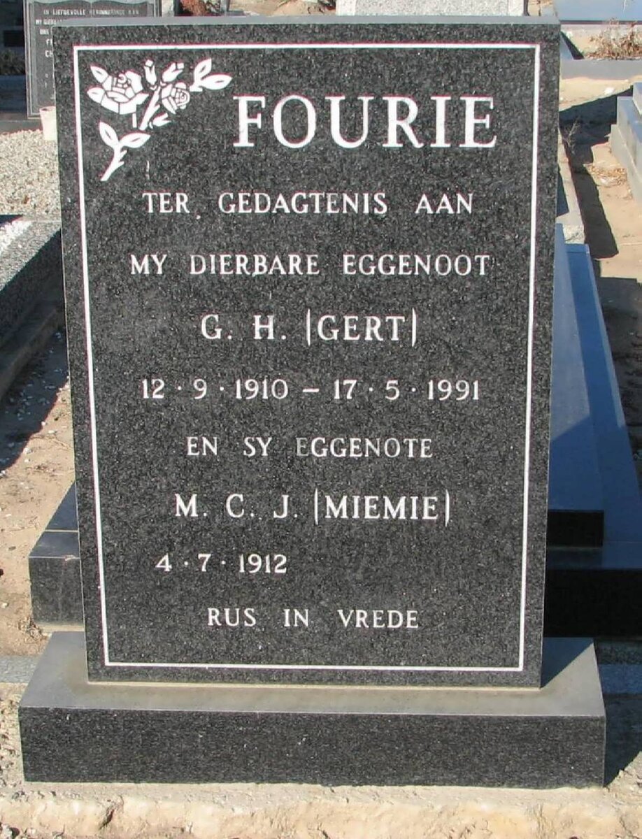 FOURIE G.H. 1910-1991 &amp; M.C.J. 1912-