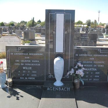 AGENBACH Willie 1923-2000 &amp; Martha 1928-1994