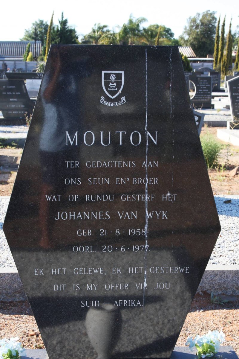 MOUTON Johannes Van Wyk 1958-1977
