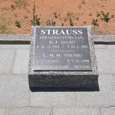STRAUSS D.J. 1914-2002 &amp; C.M.M. 1913-1998