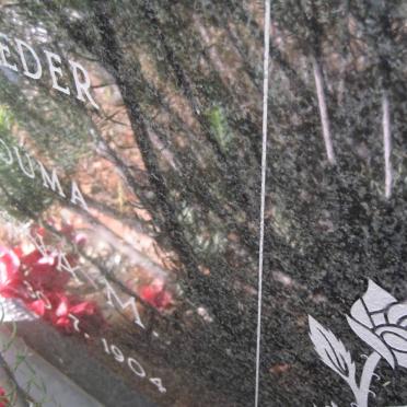 VRIES Hendrik A., de 1901-1981 &amp; ?na M. 1904- 