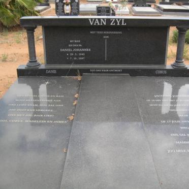 ZYL Daniel Johannes, van 1943-1997 :: VAN ZYL Jacobus Johannes 1981-2003