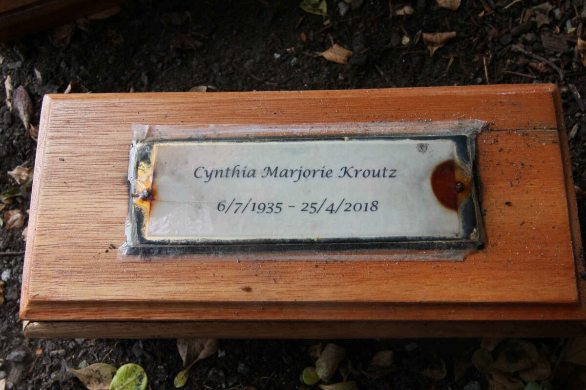 KROUTZ Cynthia Marjorie 1935-2018