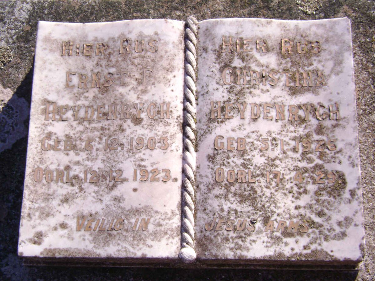 HEYDENRYCH Ernst. F. 1903-1923 :: HEYDENRYCH Christina 1926-1929