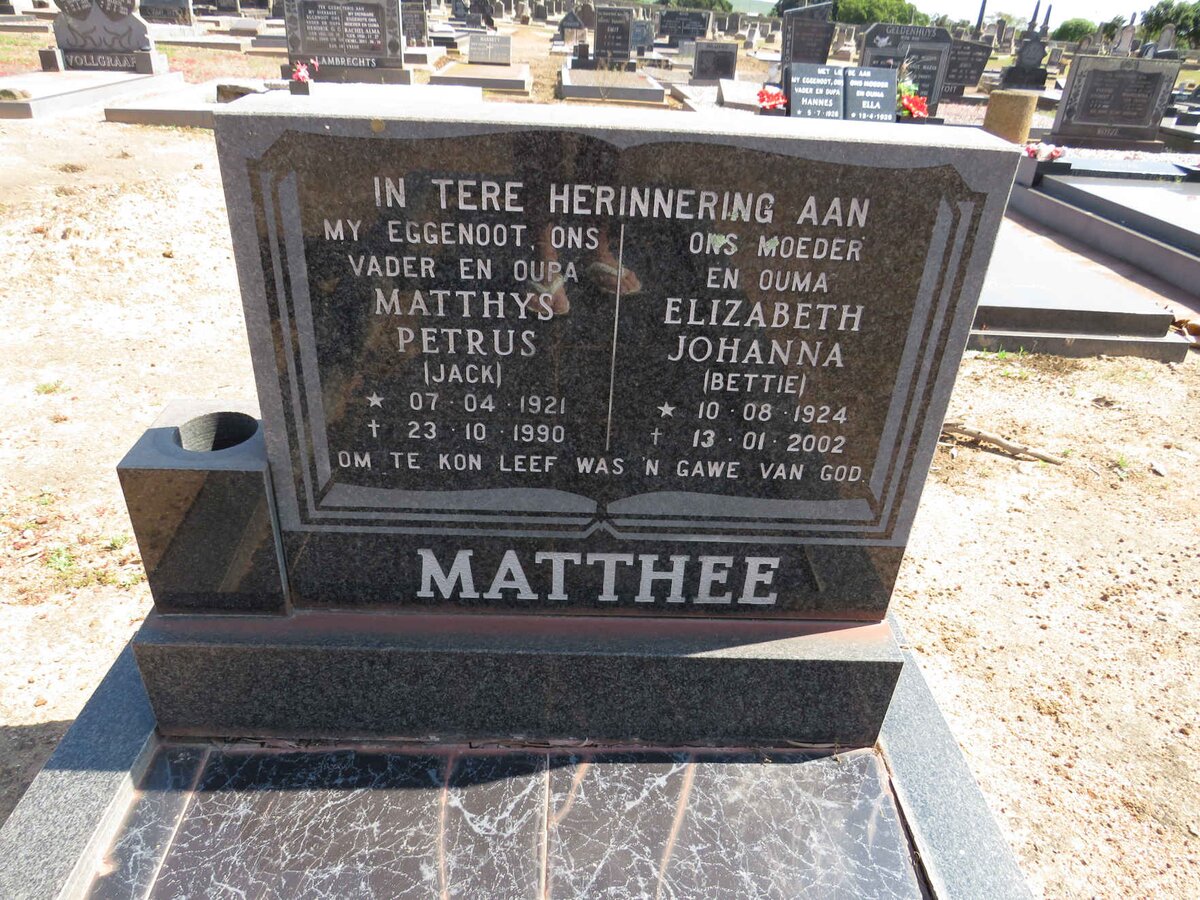 MATTHEE Matthys Petrus 1921-1990 &amp; Elizabeth Johanna 1924-2002