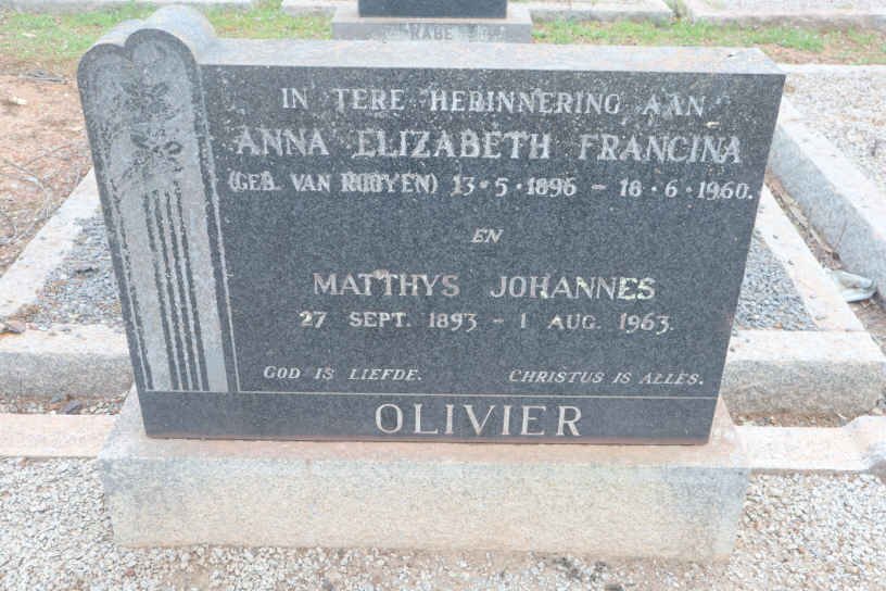 OLIVIER Matthys Johannes 1893-1963 &amp; Anna Elizabeth Francina VAN ROOYEN 1896-1960 