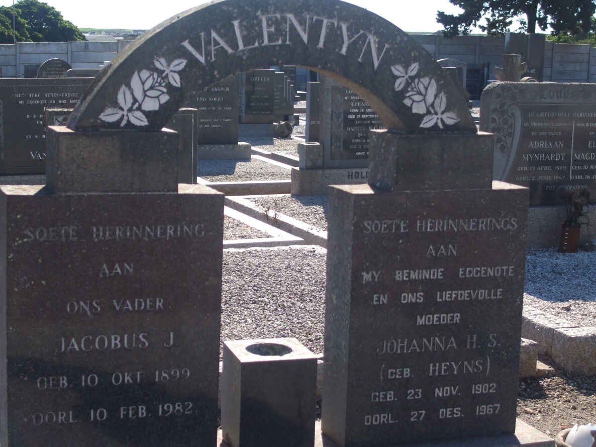 VALENTYN Jacobus J. 1899-1982 &amp; Johanna H.S. HEYNS 1902-1967