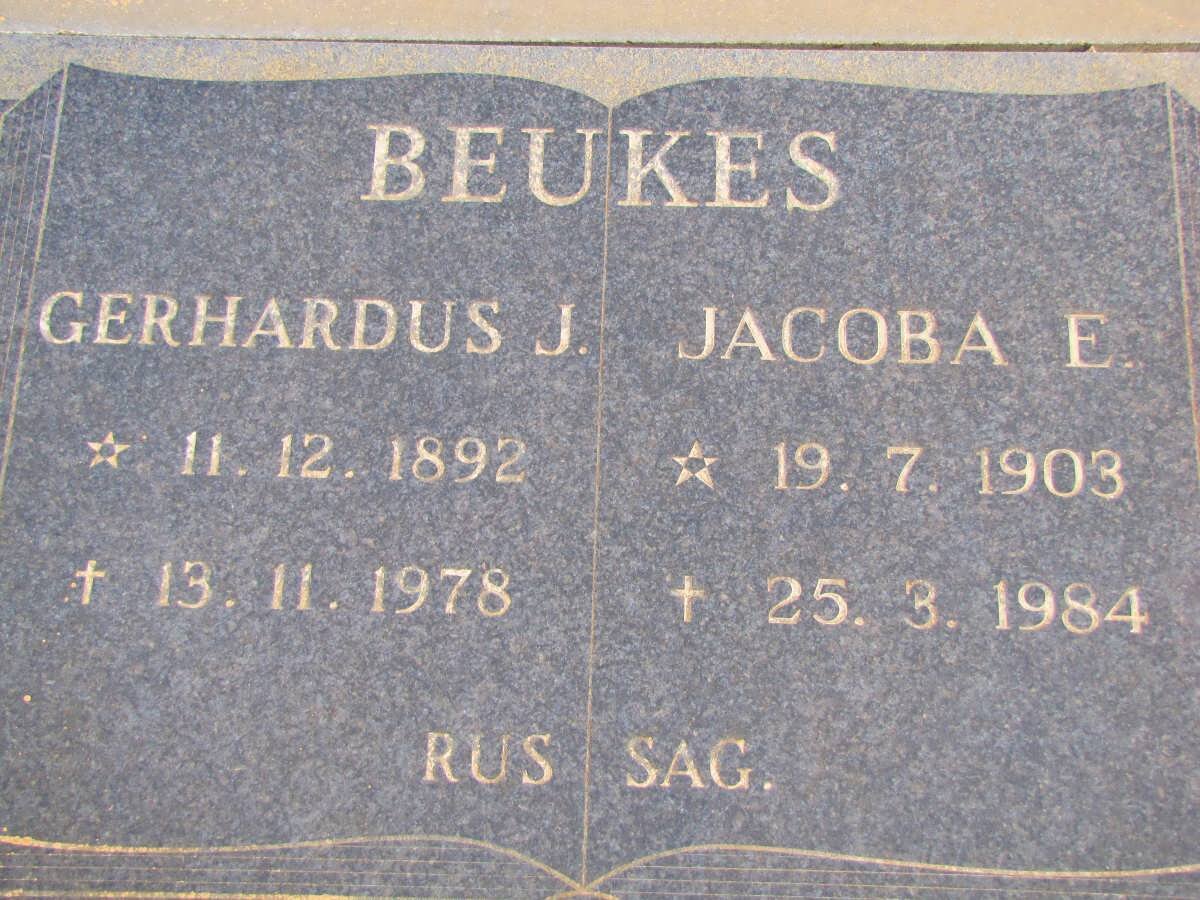 BEUKES Gerhardus J. 1892-1978 &amp; Jacoba E. 1903-1984
