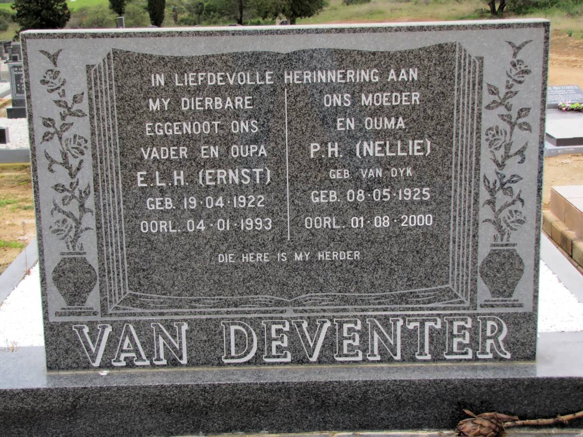 DEVENTER E.L.H., van 1922-1993 &amp; P.H. VAN DYK 1925-2000