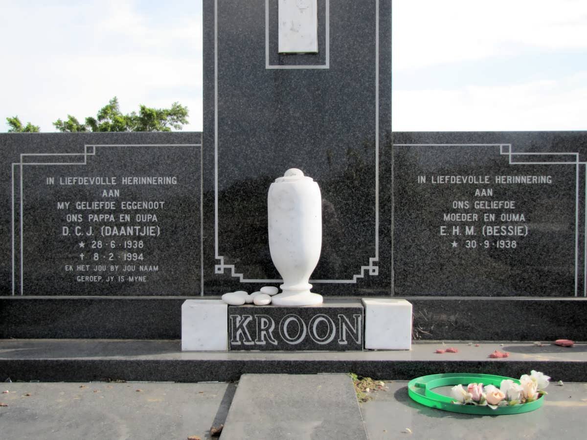 KROON D.C.J. 1938-1994 &amp; E.H.M. 1938-