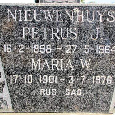 NIEUWENHUYS Petrus J. 1898-1964 &amp; Maria W. 1901-1976