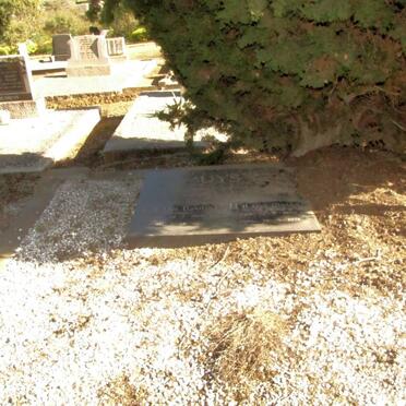 UYS L.S. 1900-1963 &amp; M.H. 1903-1973