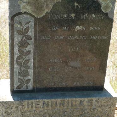 HENDRICKS Ivy 1907-1961