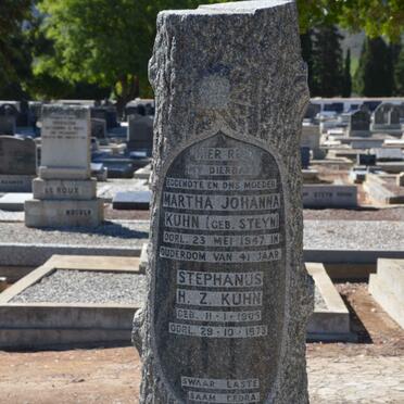 KUHN Stephanus H.Z. 1905-1973 &amp; Martha Johanna STEYN -1947