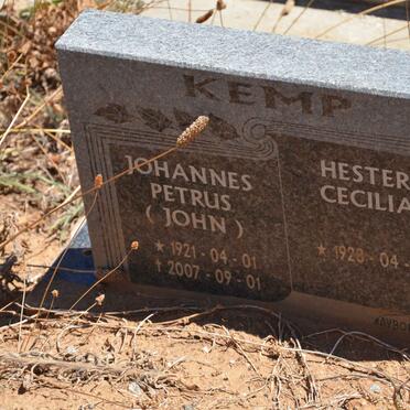 KEMP Johannes Petrus 1921-2007 &amp; Hester Cecilia 1928-