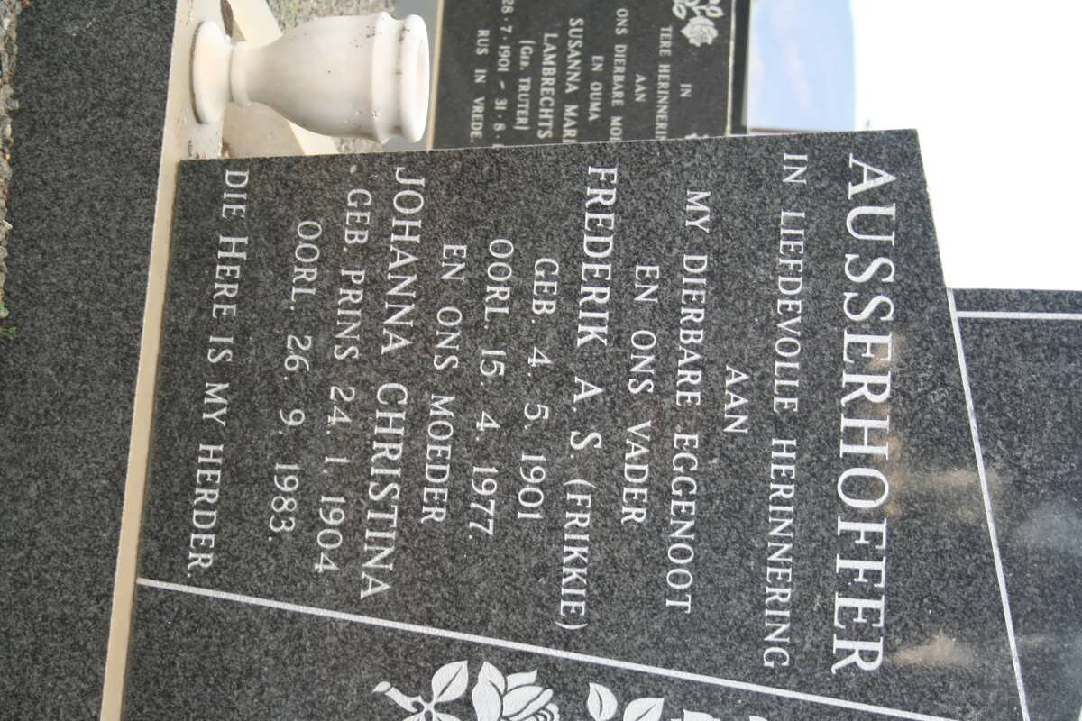 AUSSERHOFFER Frederik A.S. 1901-1977 &amp; Johanna Christina PRINS 1904-1983