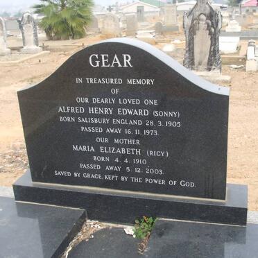 GEAR Alfred Henry Edward 1905-1973 &amp; Maria Elizabeth 1910-2003