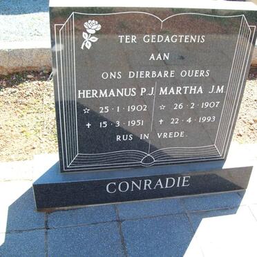 CONRADIE Hermanus P.J. 190-1951 &amp; Martha J.M. 1907-1993