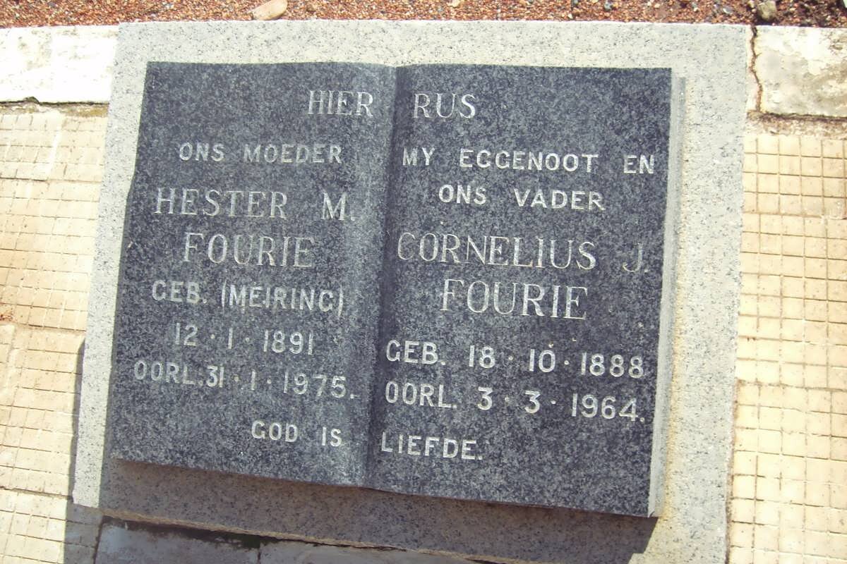 FOURIE Cornelius J. 1888-1964 &amp; Hester M. MEIRING 1891-1975