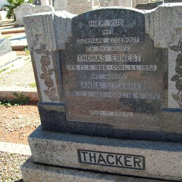 THACKER Thomas Ernest 1888-1952 &amp; Anna Susanna 1885-1972