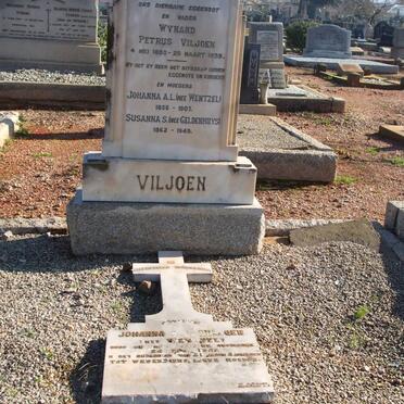 VILJOEN Wynand Petrus 1850-1935 &amp; Johanna A.L. WENTZEL 1856-1970 &amp; Susanna S. GELDENHUYS 1862-1949