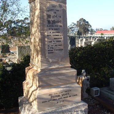 VOIGT Pieter -1940 &amp; Magdalena H. nee MORKEL -1912