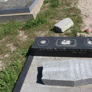 ENGELBRECHT Jacobus Johan Jacob 19?4-198? 