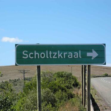 Western Cape, RIVERSDALE district, Albertinia, Schols Kraal 315, Scholtzkraal, farm cemetery