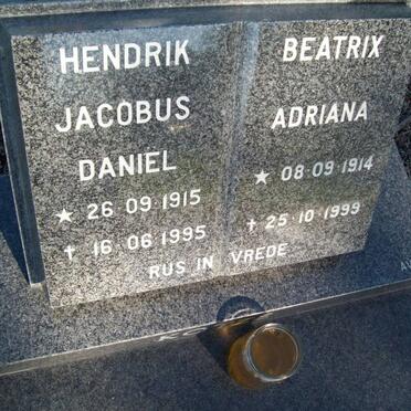 KOTZE Hendrik Jacobus Daniel 1915-1995 &amp; Beatrix Adriana 1914-1999