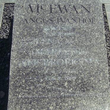 Mc EWAN Angus Ivanhof 1914-1997 &amp;  Helena Maria BROEKSMA 1928-2005