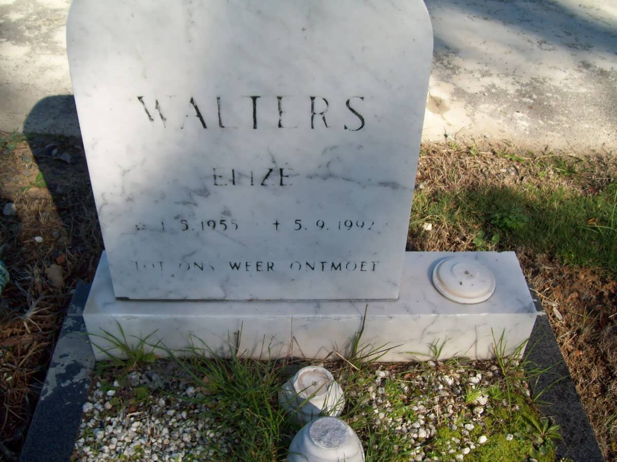 WALTERS Elize 1955-1992