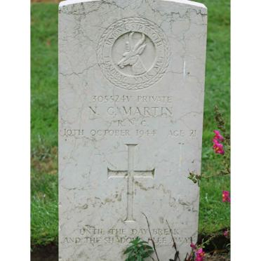 MARTIN N.G. -1944