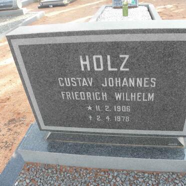 HOLZ Gustav Johannes Friedrich Wilhelm 1906-1978