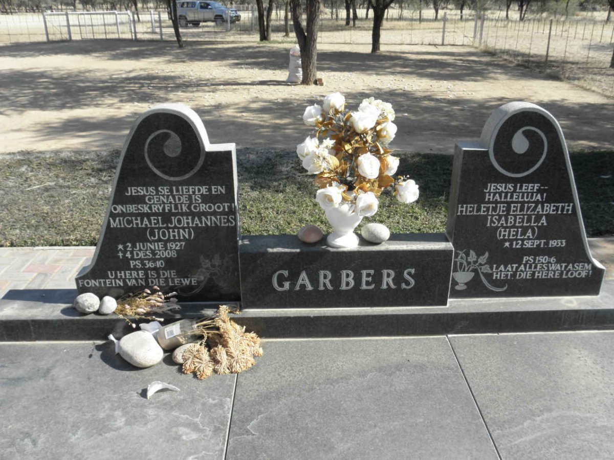 GARBERS Michael Johannes 1927-2008 &amp; Heletje Elizabeth Isabella 1933-